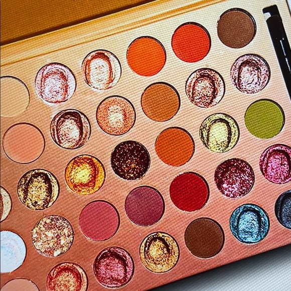 Other - Pressed creamy eyeshadow palette